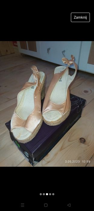 Sandałki na koturnie , 39