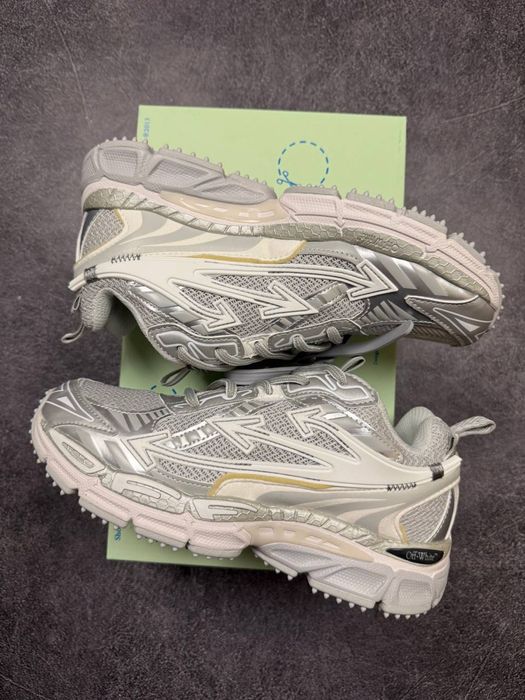 Off White Be Right Back Grey White