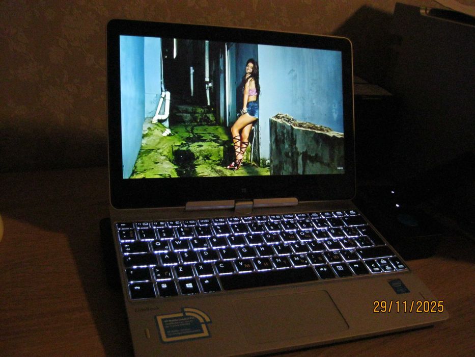 HP Revolve 810 G3 i7-5600U 12GB DDR3 SSD 128 Док-станція ЗУ ориг