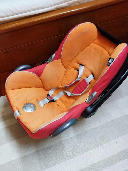 Ovo maxicosi isofix com redutor