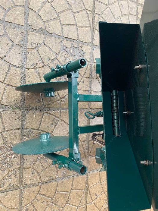 Картофлесажалка для мотоблока