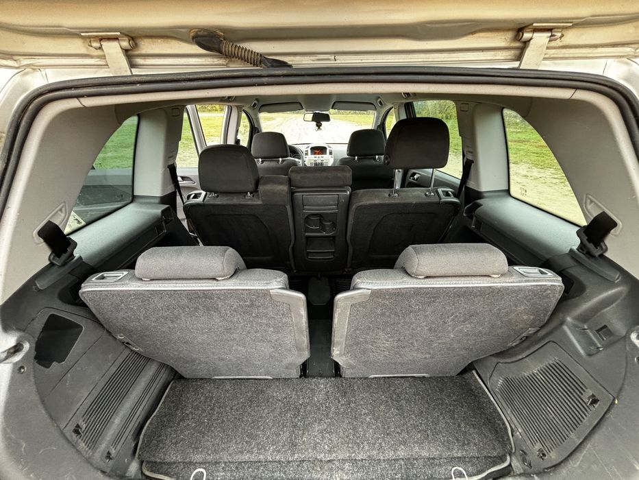 Opel zafira B 1.9cdti