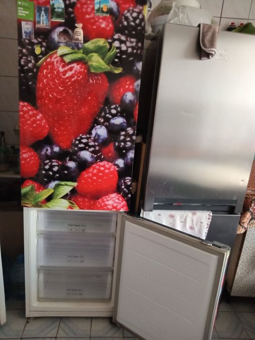 Продается холодильник