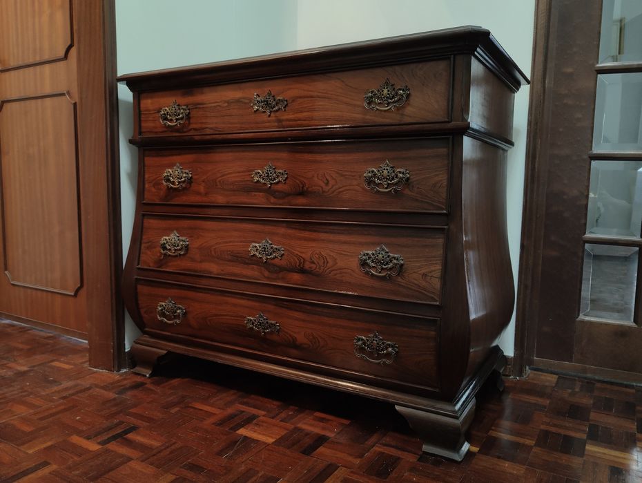 Cómoda em Madeira de Óptima Qualidade ao Estilo Império