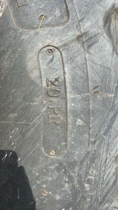 Шини 30.5L-32 (800/65R32) комбайн Дон-1500