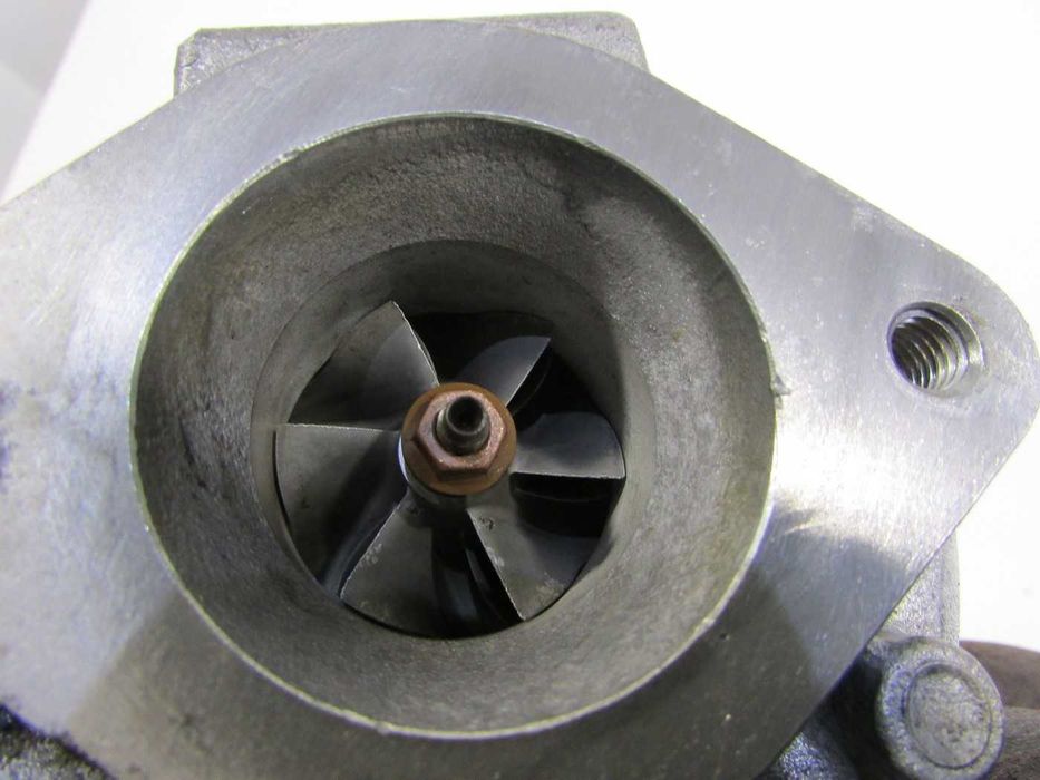 Turbosprężarka turbina ford transit 2.4 tddi