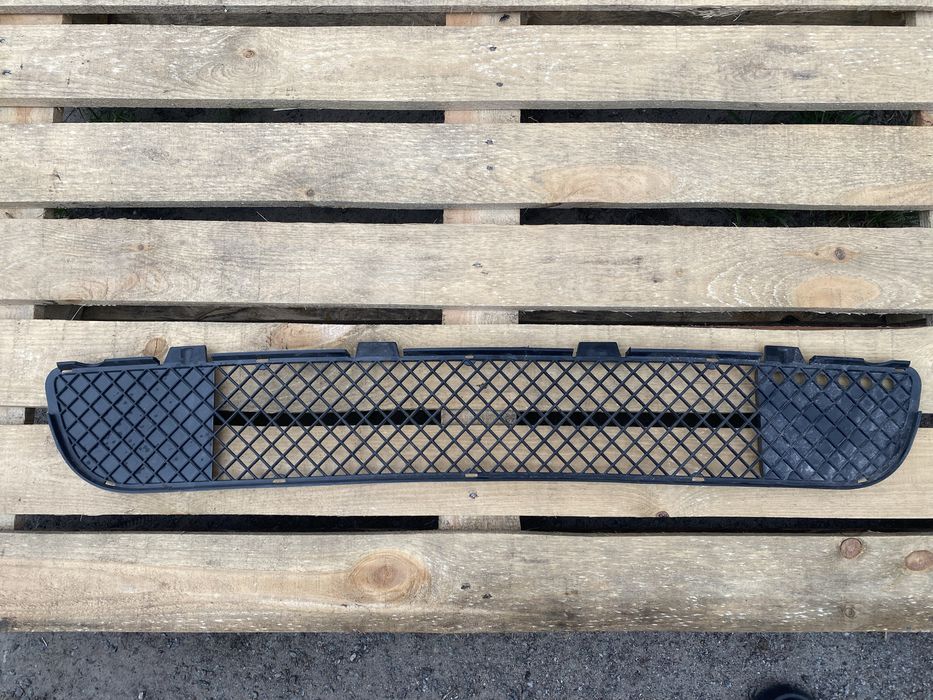 Решітка Решетка  М-бампер Е39 БМВ BMW
