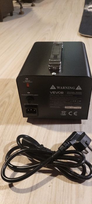 WEVOR transformator dwukierunkowy 110v/220v