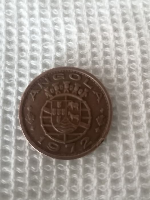 Moedas 1 escudo - Angola