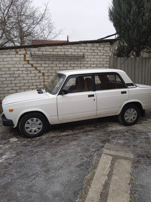 Продам автомобиль ВАЗ 2107