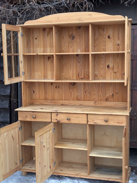 Solidny, drewniany kredens -piękny, pojemny, naturalny- 130x40x195cm