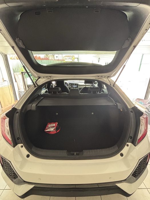 Honda Civic 1.0 i-VTEC Elegance Navi