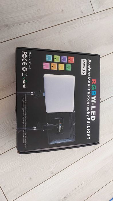 Студійне світло нове