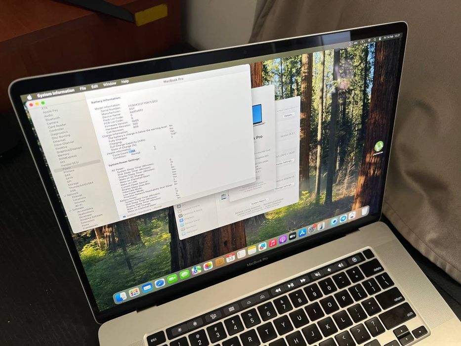 MacBook Pro 16"  i7, 32GB RAM, 512GB SSD dobry