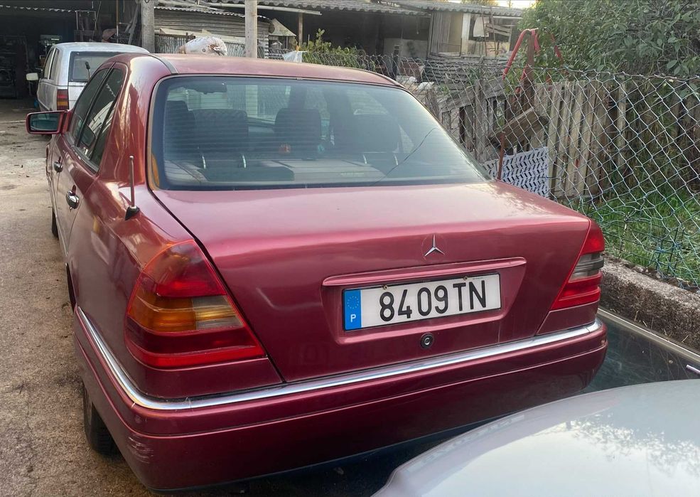 Mercedes C220 D completo/para peças