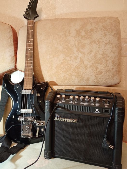 Комбо Усилитель Гитарный "IBANEZ"+ЭлектроГитара