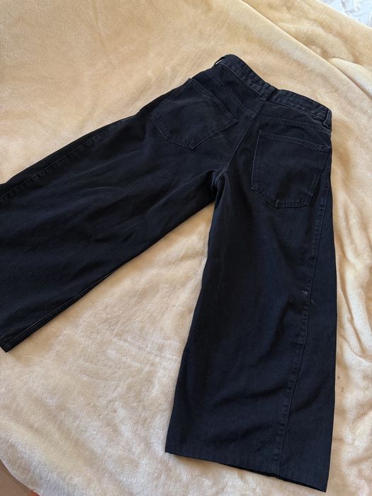 Джинсы черные Zara