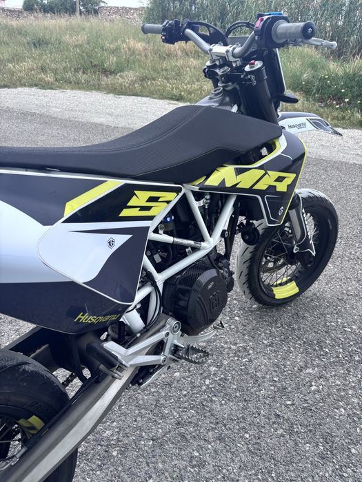 Vendo husqvarna 701 supermoto