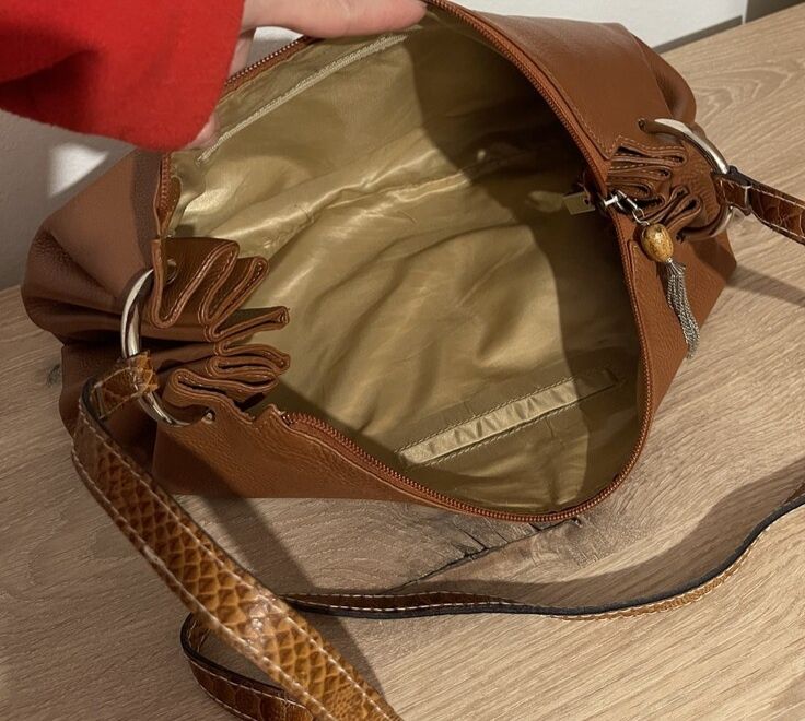 Жіноча шкіряна сумка