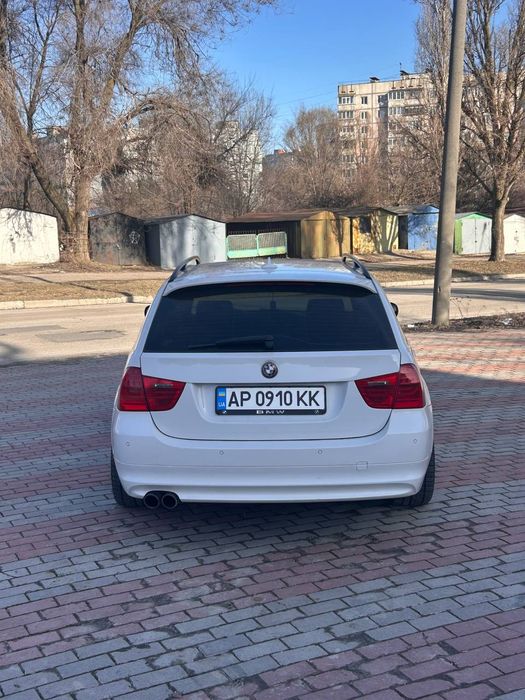 Продам БМВ е91 рестайлинг