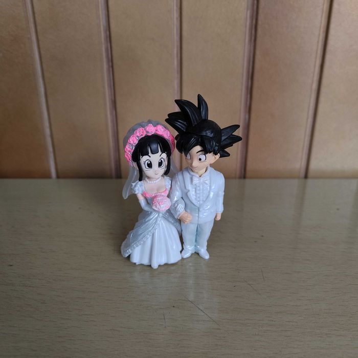 Figura Casamento Son Goku e Kika Dragon Ball