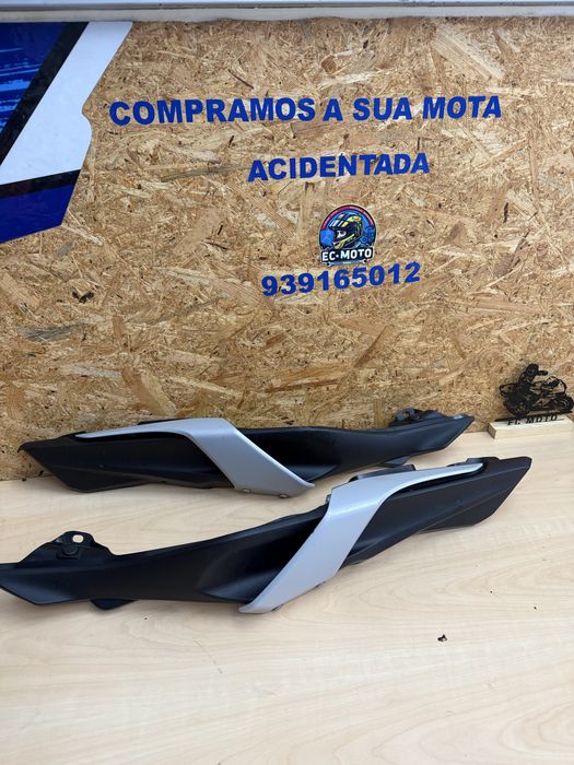 Carenagens Laterais Traseiras MT 09 Yamaha