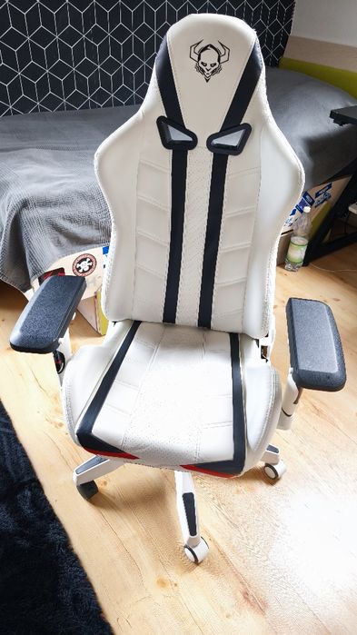 Fotel Diablo Chair Kids Size