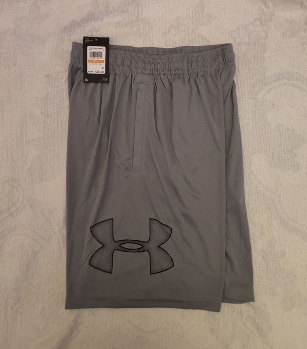 Оригінальні шорти Under Armour з США розмір SM