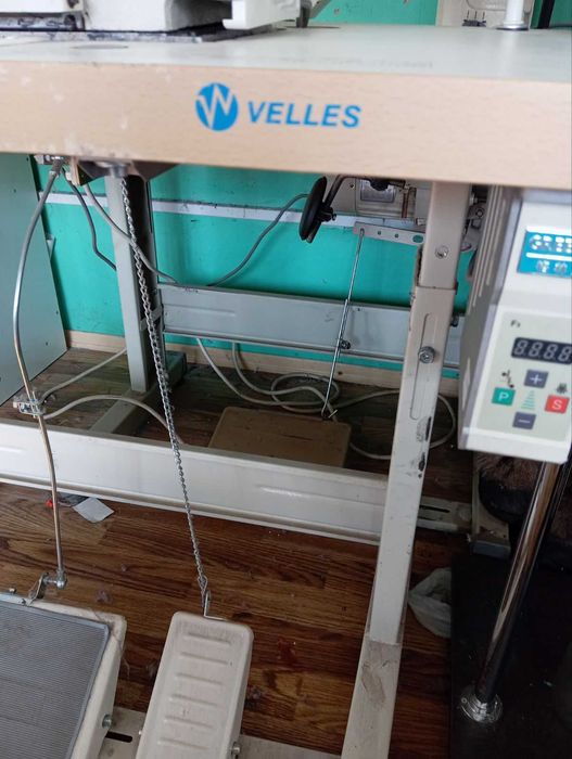 Продам швейную промышленную, прямострочную машинку "Velles"