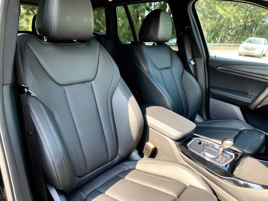 BMW X3 xDrive30i      2023