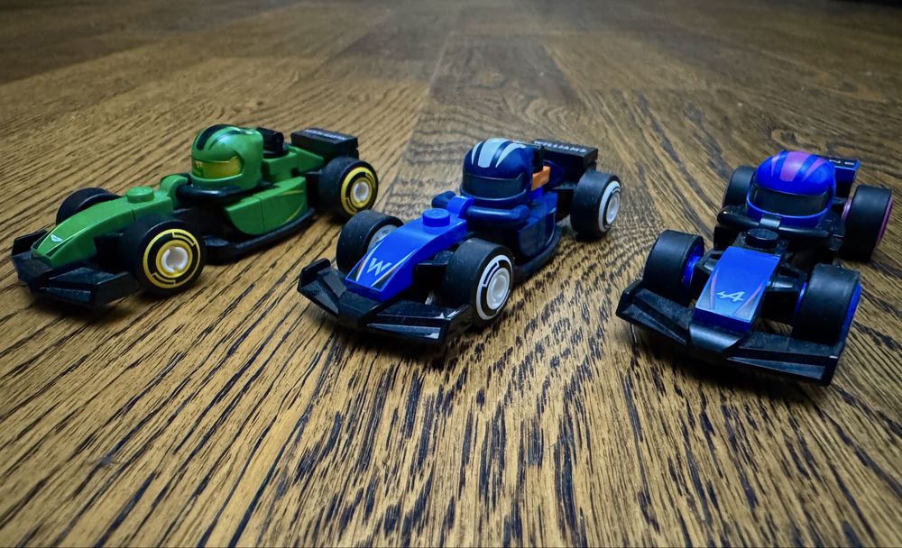 Lego minifigure f1
