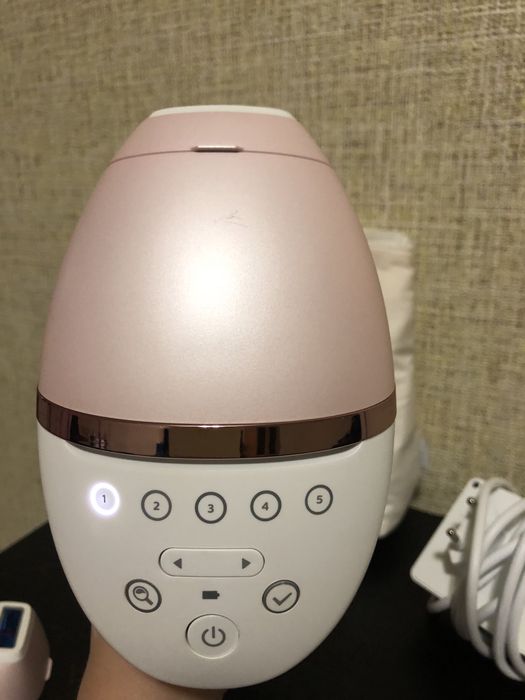 Фотоэпилятор Philips ( отличное состояние)