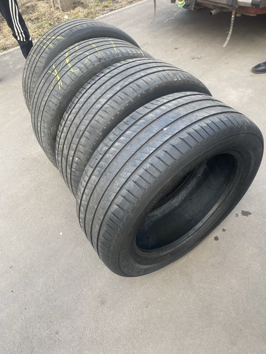 Продам Резину R20 275,50,