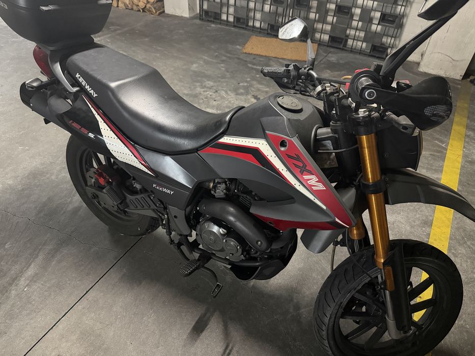 Keeway TXM 125 Supermotard