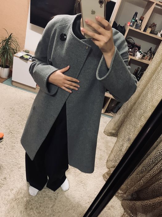 Пальто женское серое