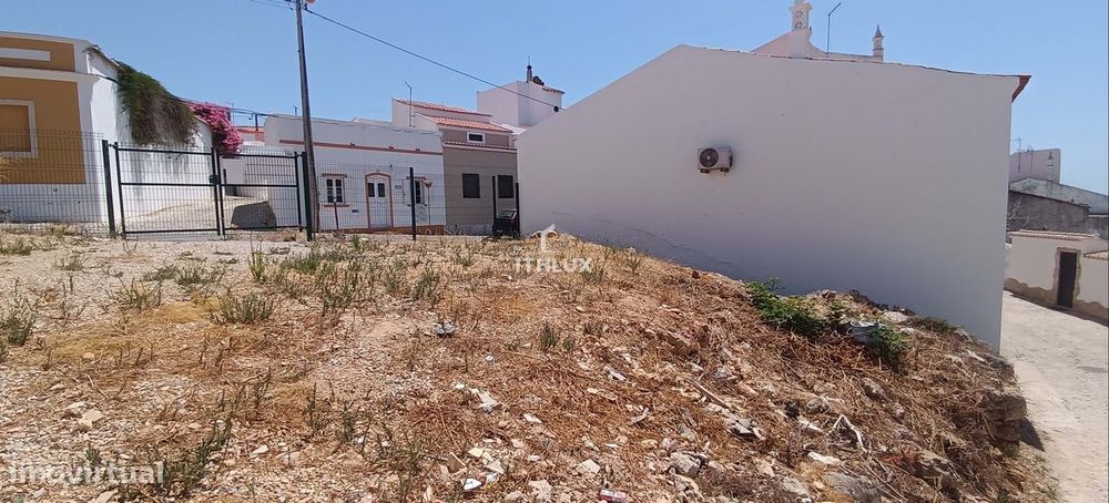 Urban plot for residential construction