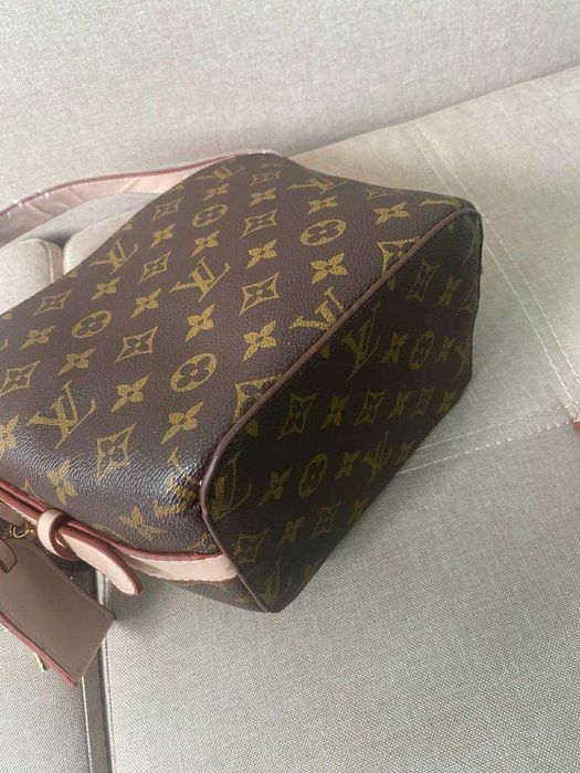сумка в стилі Louis Vuitton Petit Bucket Monogram канва