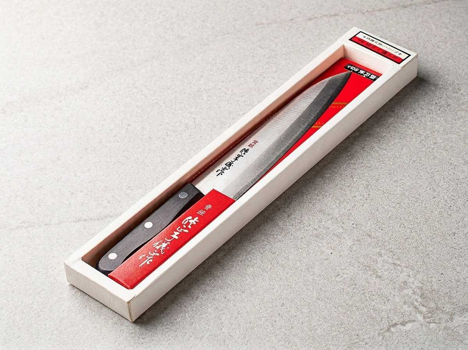 Japoński Nóż Szefa Gyuto Yoshimasa 195mm Stal Węglowa Laminat San-Mai NOS Box