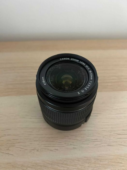Canon EOS 1200D (usada)