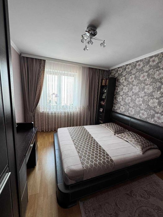 Продаж 2к квартири 50.6 кв. м на просп. Миру