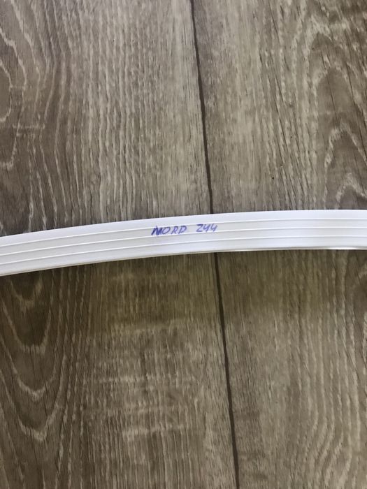 Новий ущільнювач під планку холодильної камери холодильника Норд 244