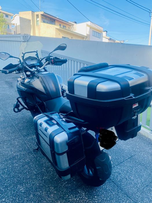 Benelli TRK 502 c/malas + farois auxiliares + punhos aquecidos