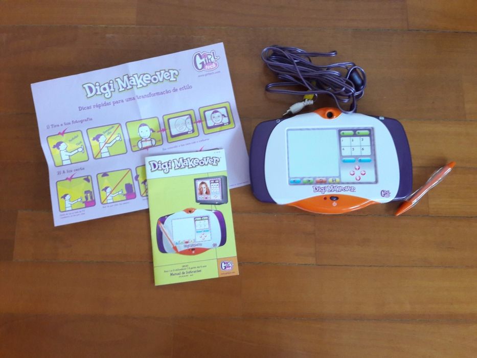 Digi Makeover - Girl Tech