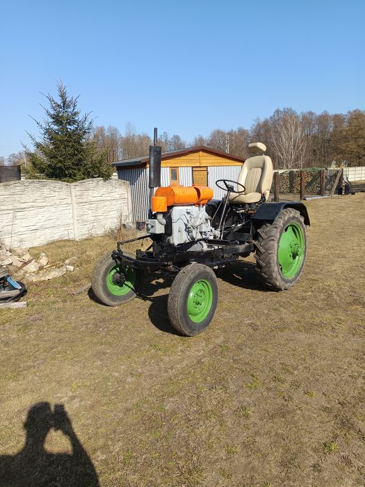 Sam, esiok Andoria s 320