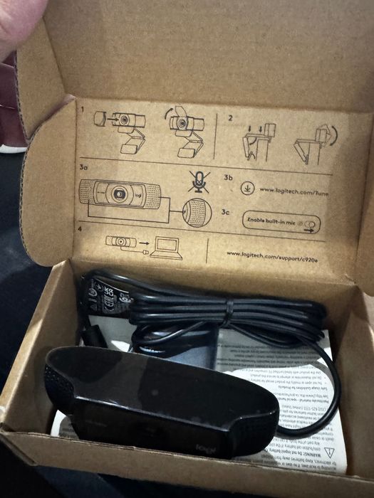 Logitech c920 como nova nunca usada.