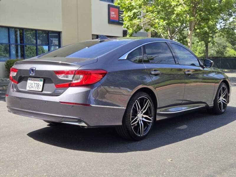 2022 Honda Accord Hybrid Touring