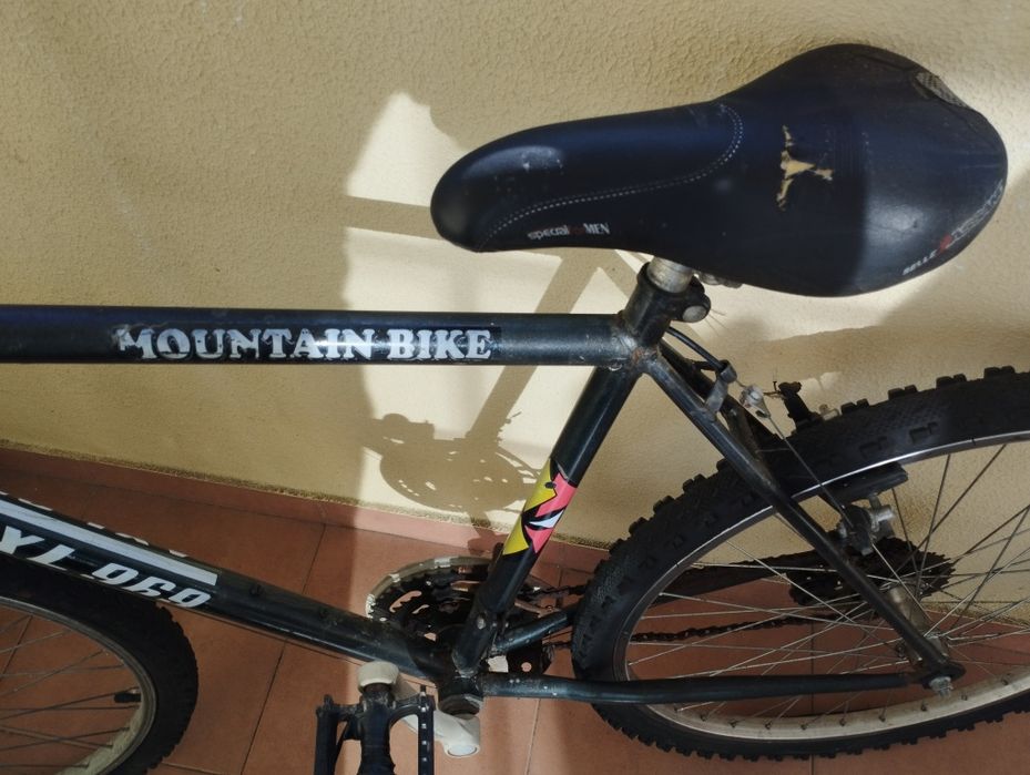 Bicicleta com roda de estrada 26