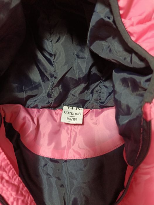 Продам куртку для дівчинки