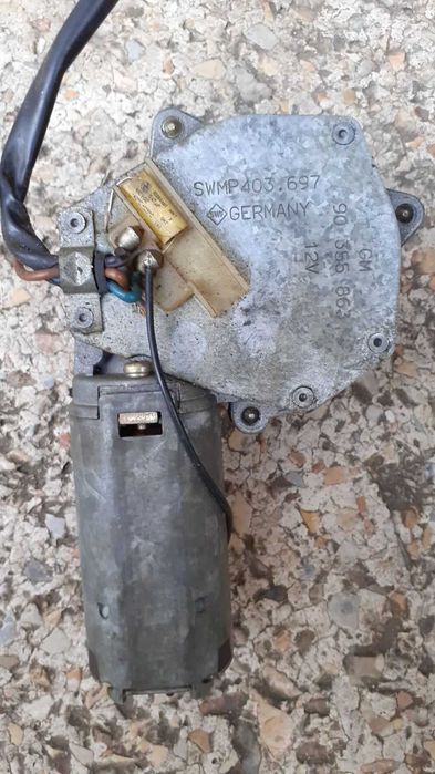 Моторчик склоочисника задній