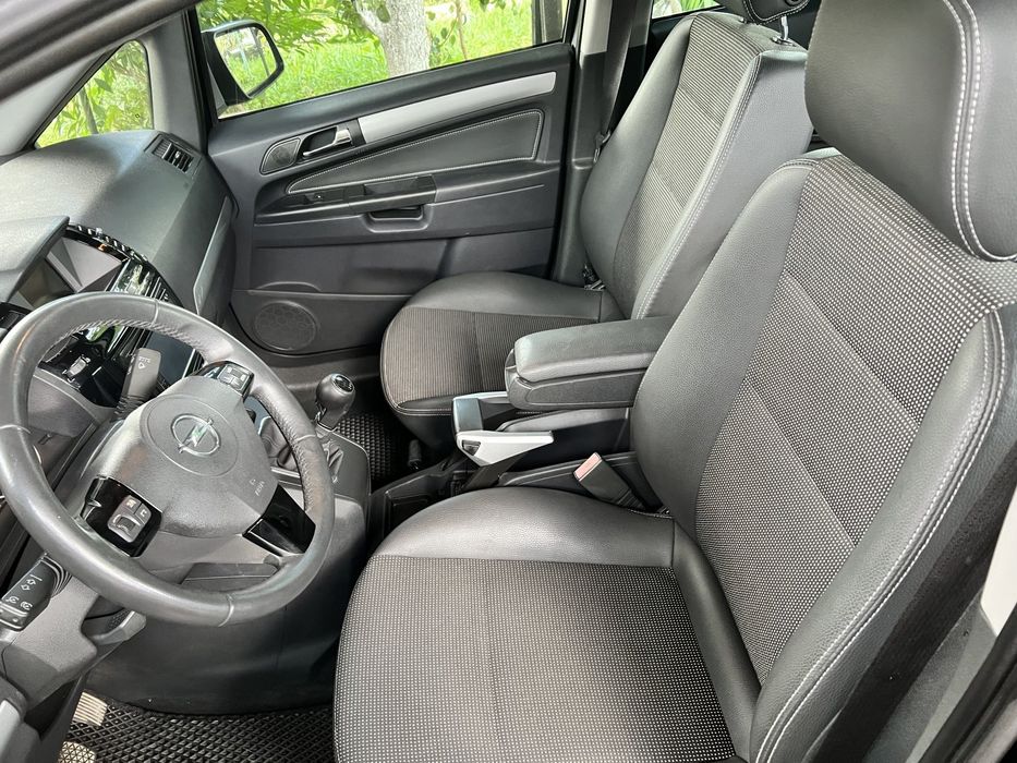 Opel Zafira 2011 | 1.7 CDTI | Дизель | Ecoflex | 7 місць